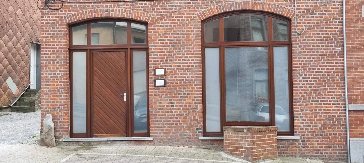Façade du cabinet, Place Max Buset 9 à Mont-Sainte-Aldegonde (Morlanwelz)